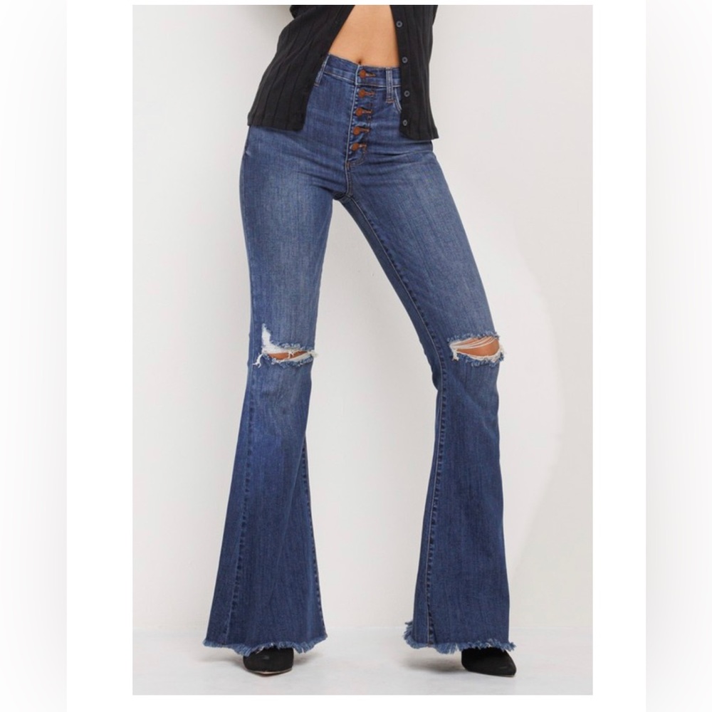 JUST IN/ MARLIE HIGH RISE DISTRESSED BELL BOTTOM DENIM - Picture 8 of 11